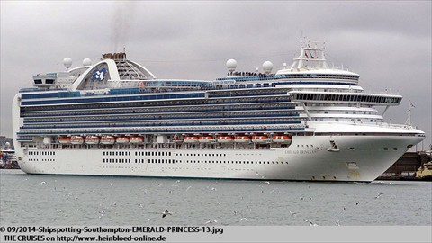 2014-Shipspotting-Southampton-EMERALD-PRINCESS-13