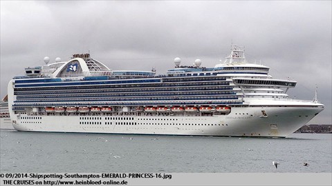 2014-Shipspotting-Southampton-EMERALD-PRINCESS-16