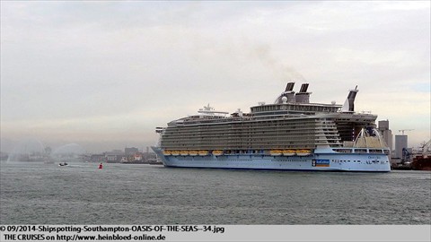 2014-Shipspotting-Southampton-OASIS-OF-THE-SEAS-34